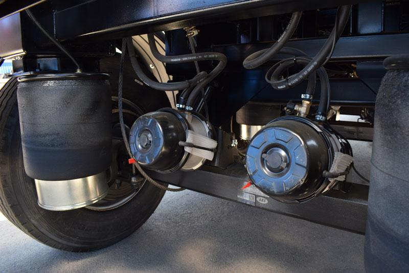 полуприцеп-цистерна метаноловоз объемом 30 куб.м.