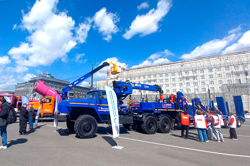 Полуприцеп тяжеловоз высокорамный ППТ-9177-015В3-50