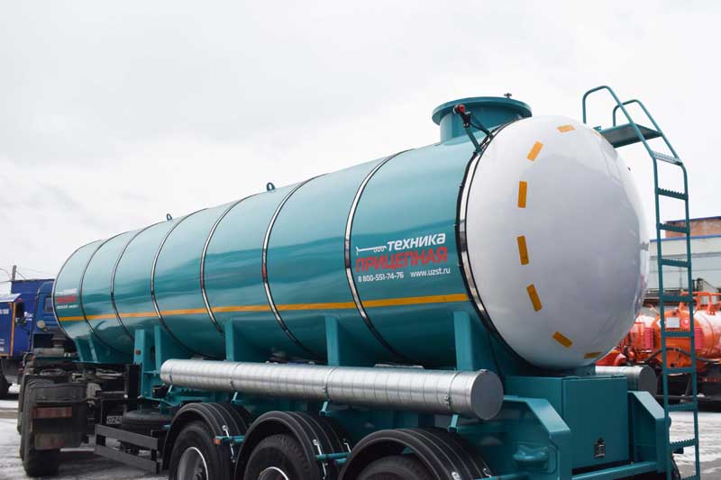 Новинка: полуприцеп-цистерна для техводы