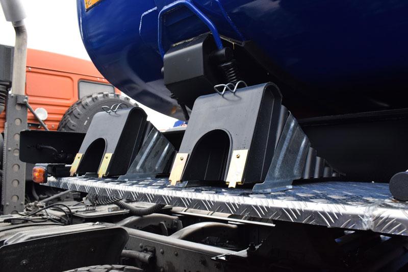 Полуприцеп-цистерна ППЦТ-30 (001) для техводы (3-осный, переменное сечение)